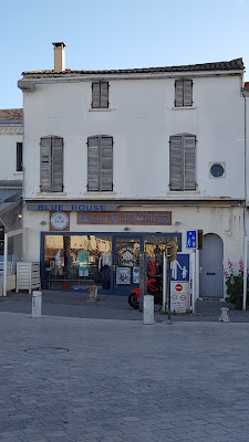 Blue House à La Flotte