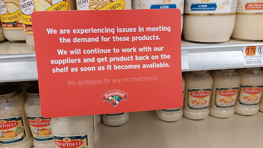 Grocery Store «Hannaford Supermarket», reviews and photos, 99 Main St, Gorham, ME 04038, USA