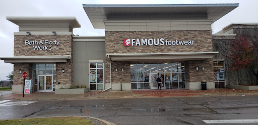 Bath & Body Works, 3360 Fairlane Dr, Allen Park, MI 48101, USA, 