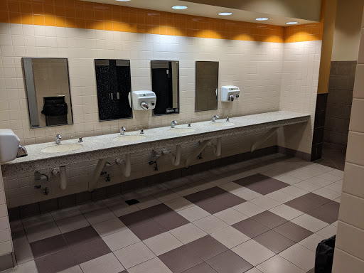 Movie Theater «Regal Cinemas Martin Village 16 & IMAX», reviews and photos, 5400 Martin Way E, Lacey, WA 98516, USA