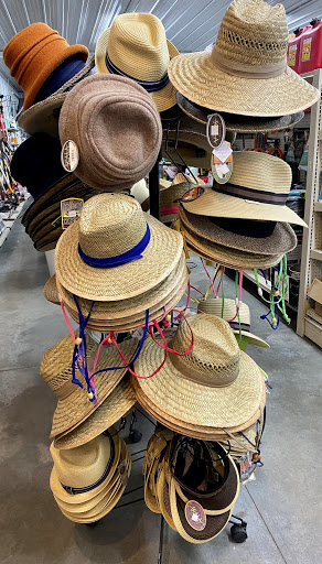 Pet Supply Store «Bethel Feed & Supply Pet & Garden Center», reviews and photos, 528 W Plane St, Bethel, OH 45106, USA