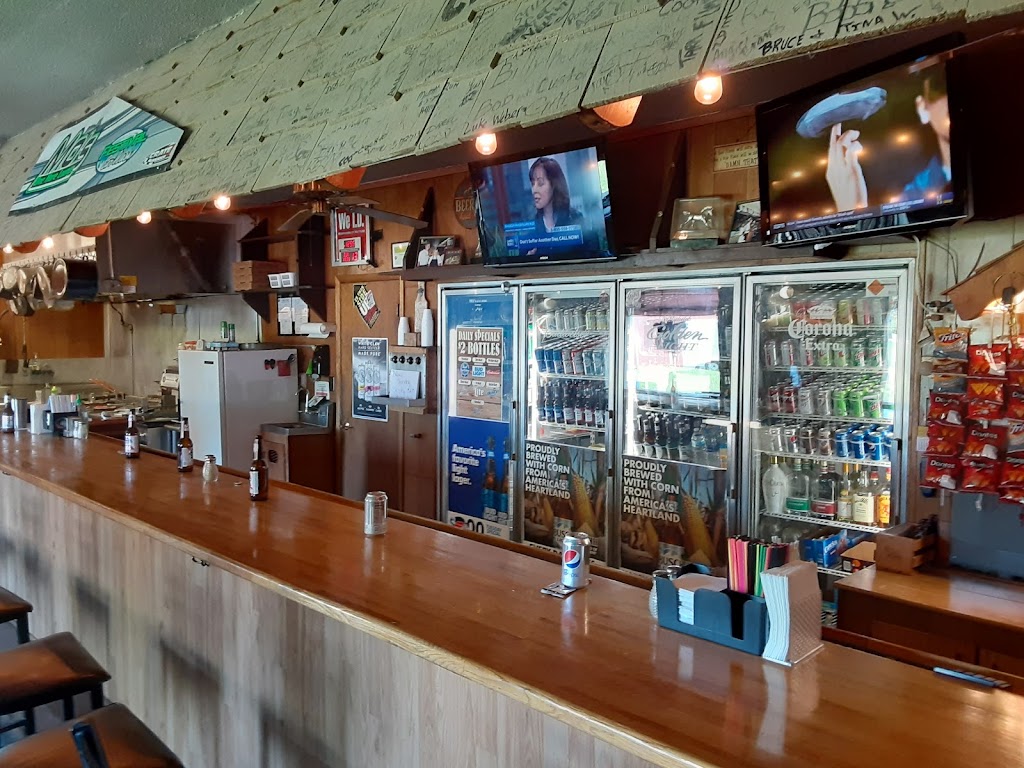 Mo's One More Lounge 50702