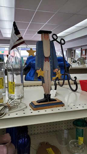 Thrift Store «Hidden Treasures Thrift Store», reviews and photos, 2915 Pentagon Dr, Minneapolis, MN 55418, USA
