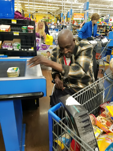 Department Store «Walmart Supercenter», reviews and photos, 7001 Bridgeport Way W, Lakewood, WA 98499, USA