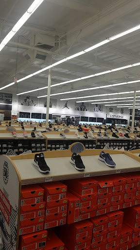 Shoe Store «WSS», reviews and photos, 7900 Sepulveda Blvd, Van Nuys, CA 91405, USA