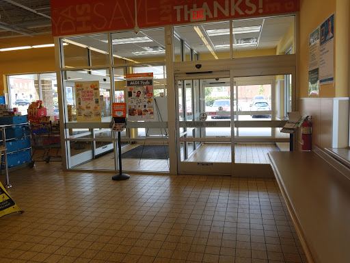 Supermarket «ALDI», reviews and photos, 3250 E Fayette St, Baltimore, MD 21224, USA