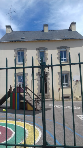 École primaire publique à Augan, Morbihan