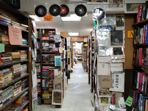 Book Store «Wonder Book», reviews and photos, 15976 Shady Grove Rd, Gaithersburg, MD 20877, USA