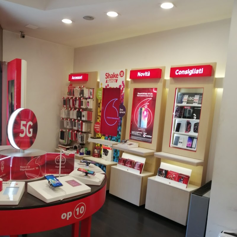 Vodafone Store | Borgo San Rocco