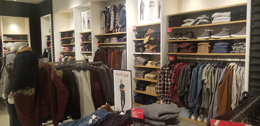 Clothing Store «Express», reviews and photos, 250 Granite St, Braintree, MA 02184, USA