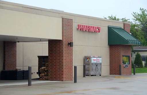Supermarket «Hy-Vee», reviews and photos, 923 N 1st Ave, Winterset, IA 50273, USA