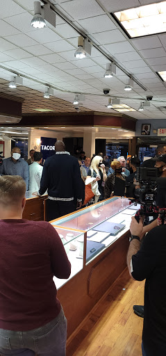 Jewelry Store «Golden Nugget Jewelers», reviews and photos, 800 Chestnut St, Philadelphia, PA 19107, USA