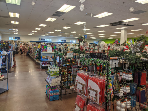 Thrift Store «Goodwill Retail & Donation Center», reviews and photos, 10351 Corkscrew Commons Dr, Estero, FL 33928, USA