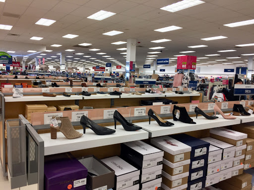 Department Store «Marshalls», reviews and photos, 70 Worcester-Providence Turnpike, Millbury, MA 01527, USA