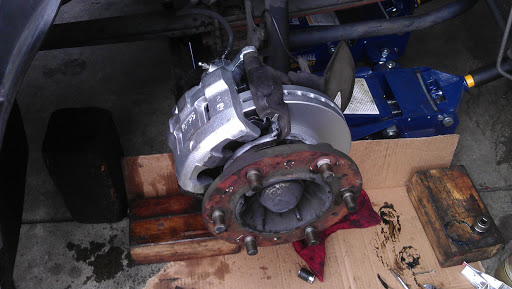 Auto Repair Shop «Auto Maintenance & Repair», reviews and photos, 1752 E Vista Way, Vista, CA 92084, USA