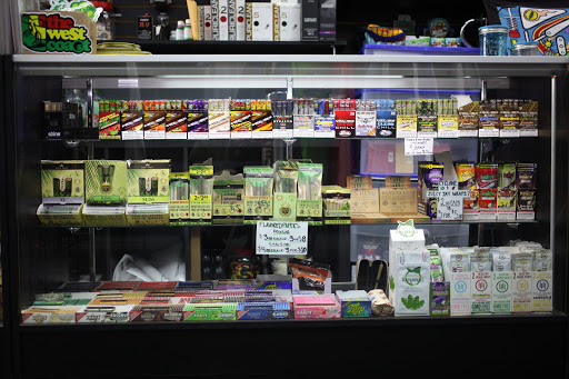 Tobacco Shop «Frolic of Exton», reviews and photos, 325 E Lincoln Hwy, Exton, PA 19341, USA