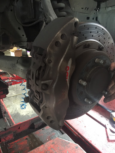 Auto Repair Shop «Spencer Automotive, Inc. VW, Audi, Domestic, & Asian Specialists», reviews and photos, 2303 Esplanade #80, Chico, CA 95926, USA