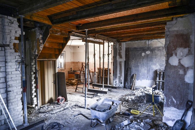 亀山技建株式会社 柏市の家屋解体・内装解体なら解体専門業者