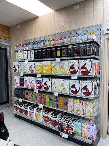 Liquor Store «Cedar Chest Liquors», reviews and photos, 1615 Wayne Rd, Savannah, TN 38372, USA