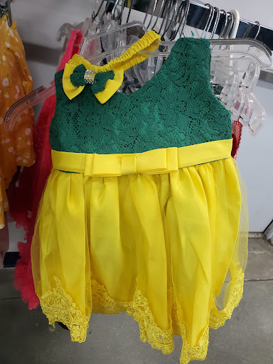 Thrift Store «Goodwill Short Pump Retail Store», reviews and photos, 4200 Tom Leonard Dr, Glen Allen, VA 23060, USA