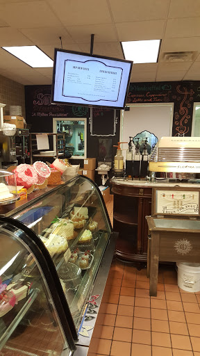 Shopping Mall «Thruway Shopping Center», reviews and photos, 300 S Stratford Rd, Winston-Salem, NC 27103, USA