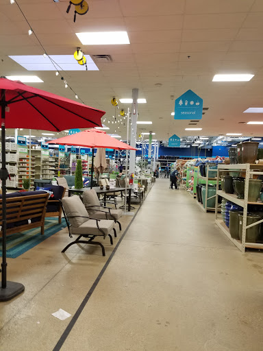 Home Goods Store «At Home», reviews and photos, 1325 N Meacham Rd, Schaumburg, IL 60173, USA