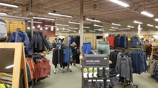 Camping Store «REI», reviews and photos, 17559 Haggerty Rd, Northville, MI 48167, USA