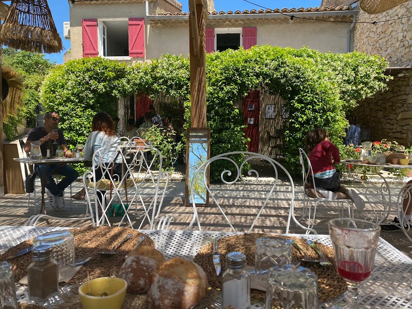 Chez Louise - Cuisine locale & familiale à Lançon-Provence