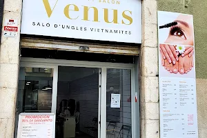 Venus nails & eyelashes Figueres image