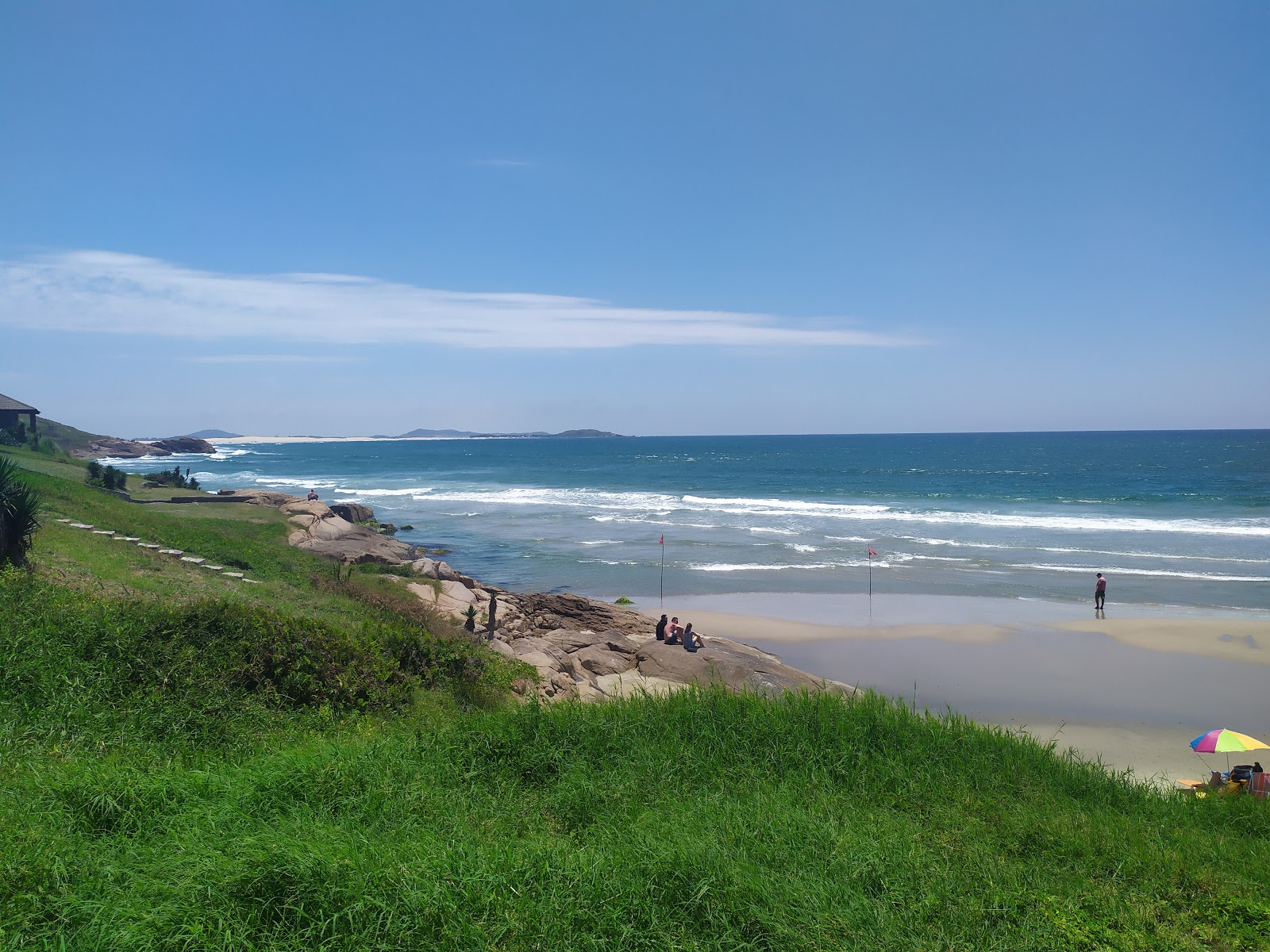 Fotografija Praia do Farol de Santa Marta in naselje