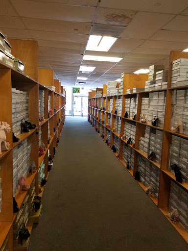 Shoe Land, 6333 W Colonial Dr, Orlando, FL 32818, USA, 