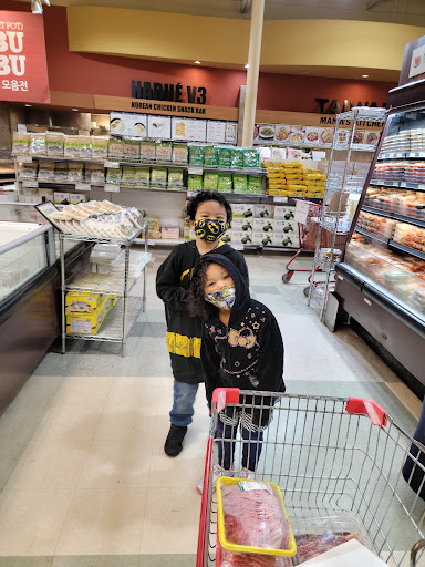 Korean Grocery Store «H Mart», reviews and photos, 10820 Abbotts Bridge Rd, Johns Creek, GA 30097, USA