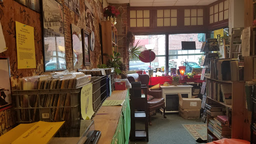 Used Book Store «Fenwick Street Used Books & Music», reviews and photos, 41655 Fenwick St, Leonardtown, MD 20650, USA