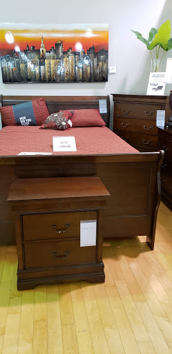 Furniture Store «American Signature Furniture», reviews and photos, 1924 W International Speedway Blvd, Daytona Beach, FL 32114, USA