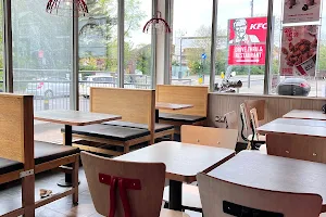 KFC Harrow Weald - High Road image