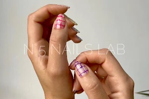 Nº5 Nails Lab image