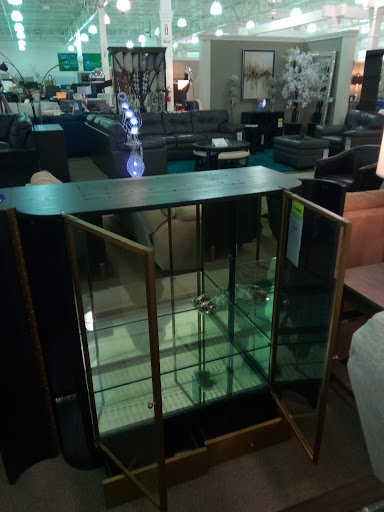 Furniture Store «Value City Furniture», reviews and photos, 45350 Utica Park Blvd, Utica, MI 48315, USA