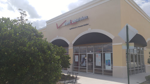 Cell Phone Store «GoWireless Verizon Authorized Retailer», reviews and photos, 12640 S Orange Blossom Trail #100, Orlando, FL 32837, USA