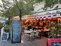 Atmosphère du Restaurant La Place à Rueil-Malmaison - n°2
