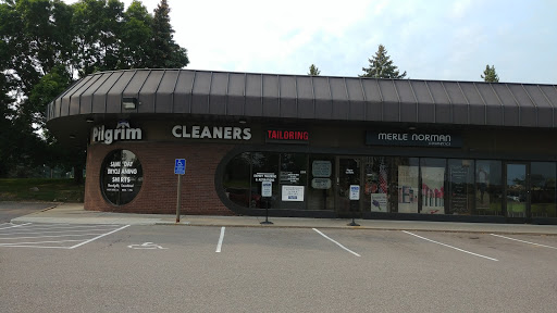 Dry Cleaner «Pilgrim Dry Cleaners and Launderers - Minnetonka - Ridgedale», reviews and photos, 12901 Ridgedale Dr, Minnetonka, MN 55305, USA