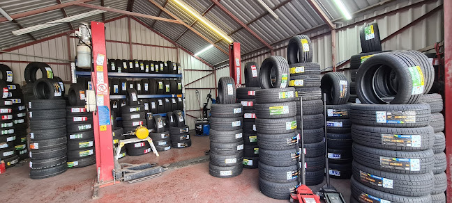 Stanway Tyre - Tire shop
