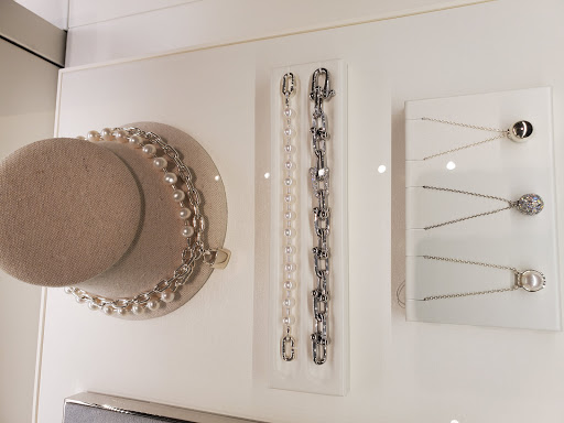 Jewelry Store «Tiffany & Co.», reviews and photos, 114 NE 39th St, Miami, FL 33137, USA