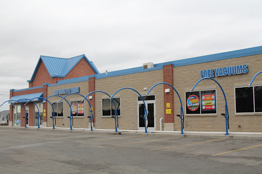 Tsunami Express Car Wash en Menasha
