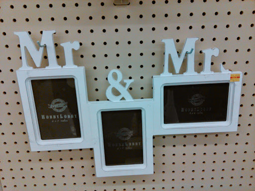 Craft Store «Hobby Lobby», reviews and photos, 2900 S 25th St, Clinton, IA 52732, USA