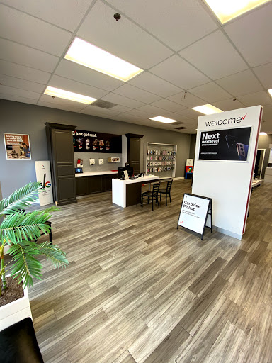 Cell Phone Store «Verizon Wireless - TCC», reviews and photos, 7339 52nd Pl E, Bradenton, FL 34203, USA