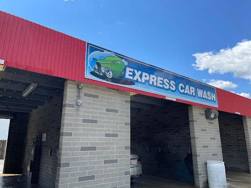 Express Car Wash en Akron