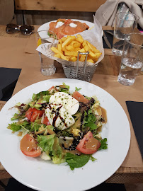 Salade grecque du Restaurant Café Factory République à Arles - n°7