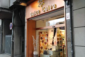 Dulce Calvo perfumería y centro de estética image