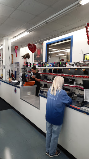 Pawn Shop «Pawn Max», reviews and photos, 1430 E Fowler Ave, Tampa, FL 33612, USA