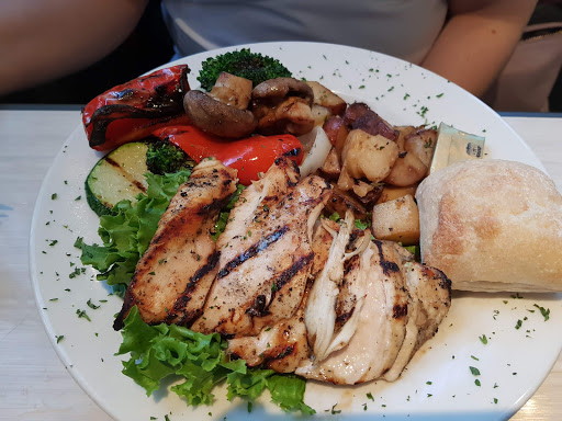 Gourmet Grocery Store «Beans & Barley», reviews and photos, 1901 E North Ave, Milwaukee, WI 53202, USA